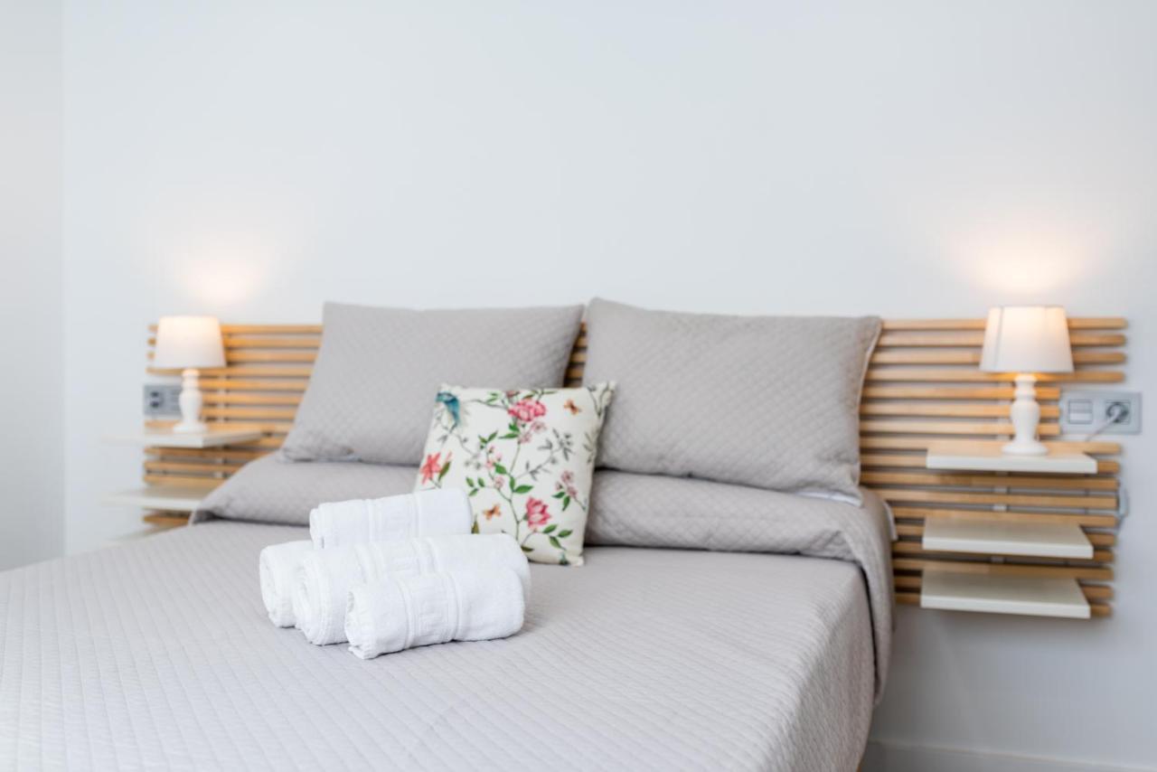 Trendy And Bright Apartment Granada Luaran gambar